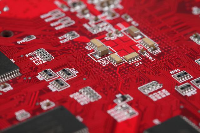 中国首款支持4K显卡问世，高端显卡技术突破，其性能如何？