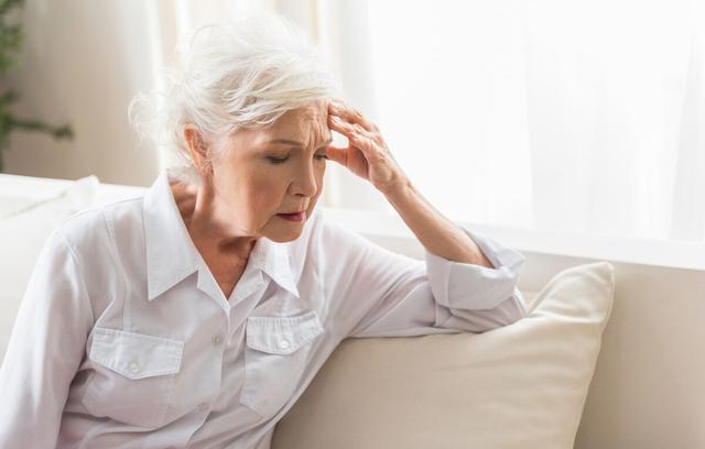 吃降压药治疗高血压，出现乏力、疲倦还有恶心，可能是缺钾了