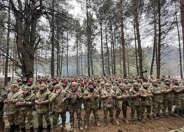 基辅攻防战失去悬念，车臣万人部队援俄，巷战神兵要来搞定乌克兰