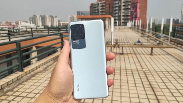 2K屏幕+5500mAh+红外遥控，售价仅2399元，售价太亲民了