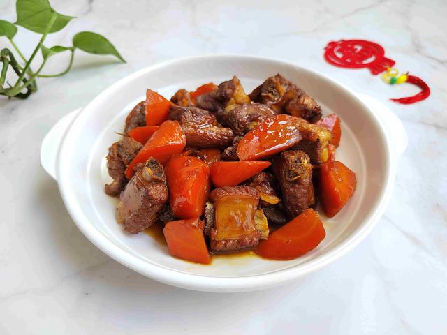 冬天，少吃牛羊肉多吃它，2元一斤，炖一炖滋补又馋人，孩子多吃