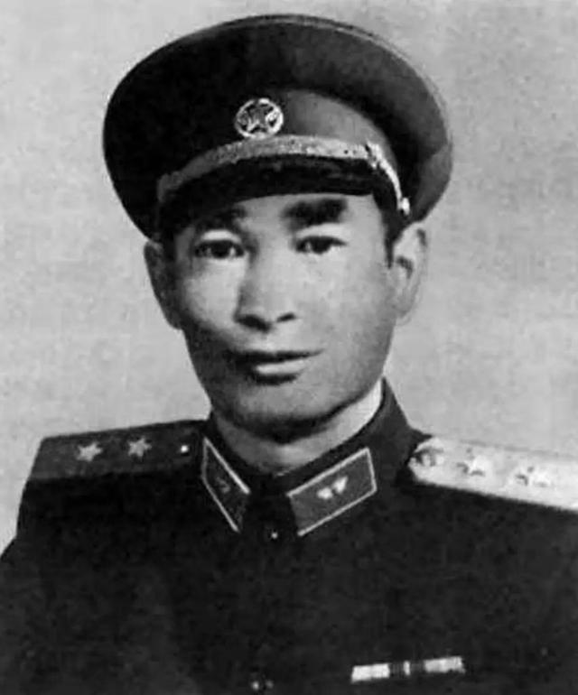 1955年首次授衔，177名中将时任职务简述，附各自戎装照片