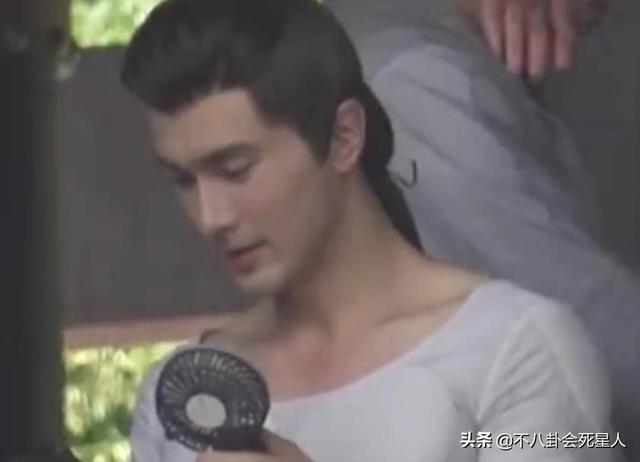 原来男演员都穿假肌肉衣，高伟光、甄子丹都穿，任嘉伦被骂得最惨