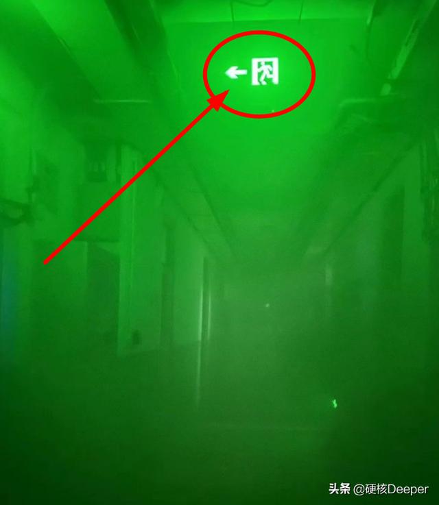 清华大学宿舍着火！学生湿毛巾捂嘴死里逃生，呛烟伤害有多可怕？