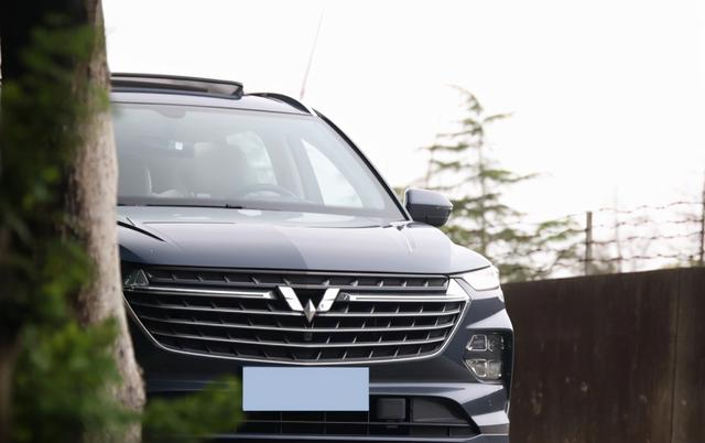 开惯了轿车suv 再换车五菱凯捷 顶配11万多 感觉很高级很舒适 今日热点