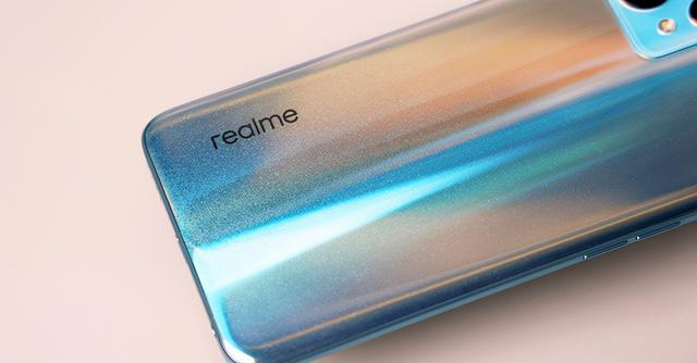 realme真我V25是千元价位的“一朵奇葩”？这几个亮点太独特-第2张图片-9158手机教程网