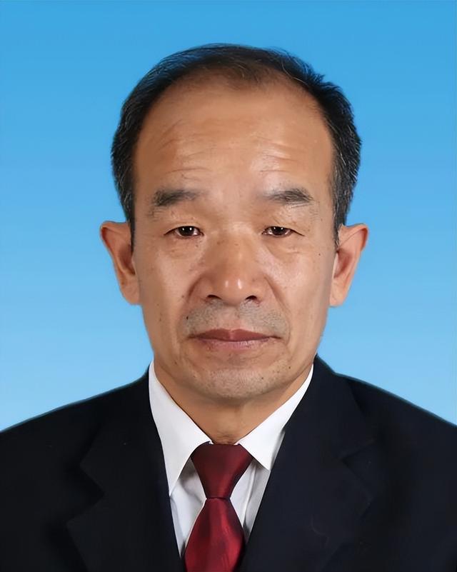 【检察榜样风采展播】王峰：信访为民，初心不改