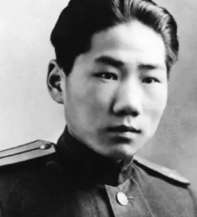 1950年毛岸英回韶山，毛主席：你一定要记得看罗石泉舅舅