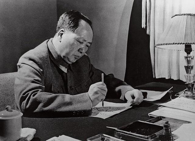 1950年毛岸英回韶山，毛主席：你一定要记得看罗石泉舅舅