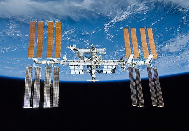 美宇航员交出指挥权，俄接手空间站！NASA：中俄太空合作不透明