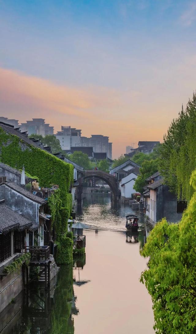 愿你心中山河壮阔，始终相信人间值得