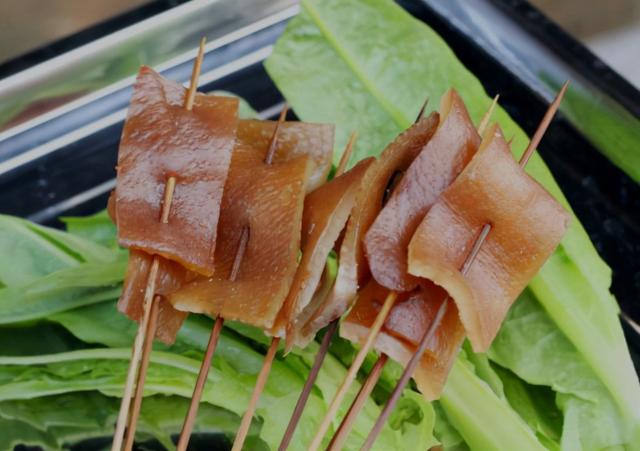 吃猪皮能“抗衰老”？医生提醒：抗衰老的食物有7种，不妨多吃
