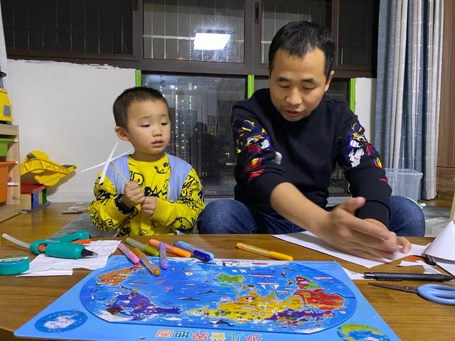 【校园动态】拾贰月Shi |小一班——“童趣风车里”创客课程故事