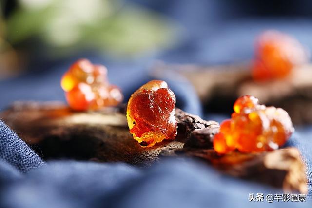 湖南芊影：万万没想到桃胶这么多功效，四种简单做法推荐给你