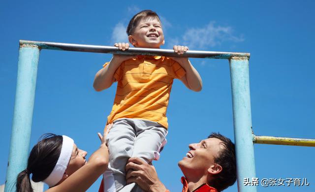 同样都是非常能吃的孩子，为什么自家孩子比别人家孩子矮了一截呢