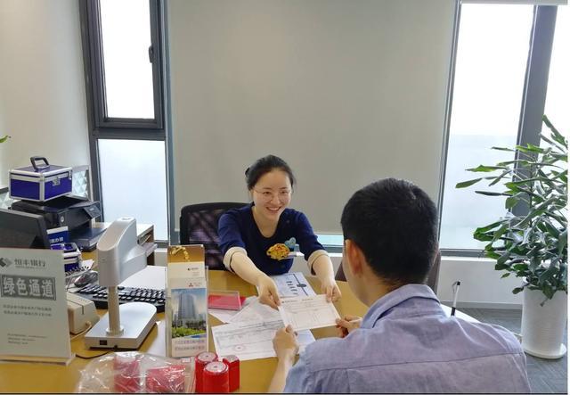 储户注意！存取款有“新规”，3月1日起实施，两类人将受影响