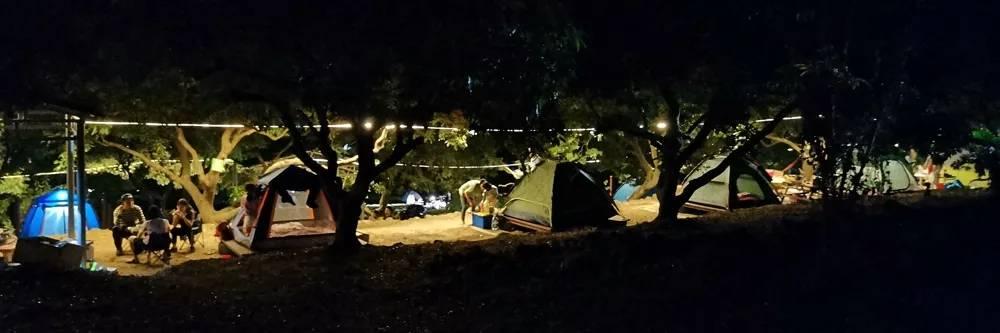 這裏有千島風光 這裏有風車雲海，這裏與繁華無關 卻與天地相連