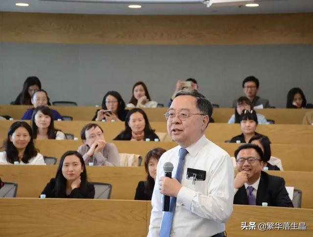 香港感染总人数近105万，继李兆基出手后，陈启宗也出手了