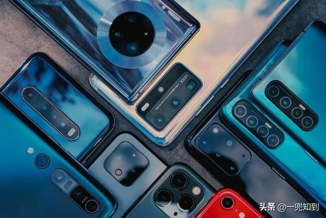 为什么中国人4年不换手机？网友：我就扫个码，为什么要升级手机