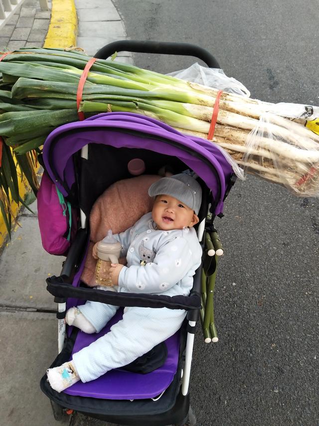 单身妈妈太难了，我感觉自己快要撑不住了……