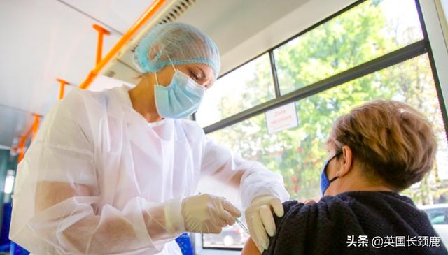 欧洲疫情回升，英国日增超10万！英国新冠首次封锁两周年