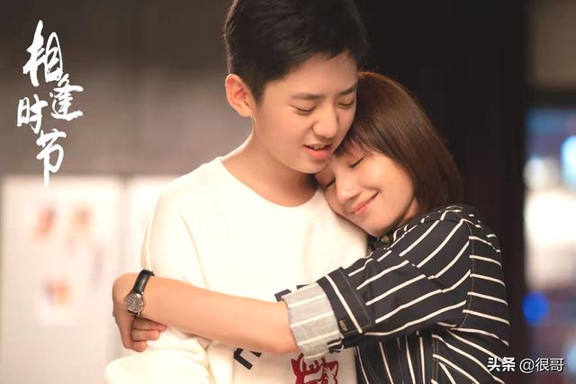 长得像袁泉的明星(长得像袁泉的男演员)