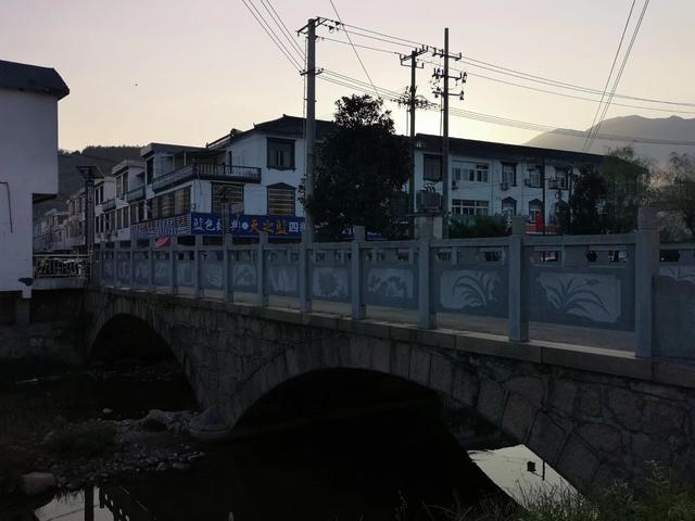 摩托周邊旮旯遊之官莊篇3——夜話官莊