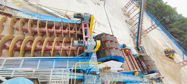 隆中重工螺旋洗砂机