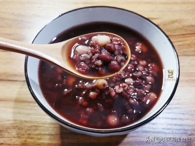 春季湿气重，多吃“3红3白2绿”，少食2样，健脾除“湿”轻松度春