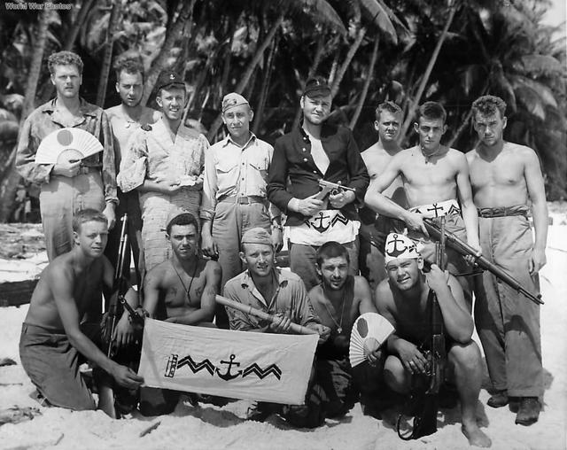 太平洋战争暗黑记：美军拿鬼子做工艺品，送女友送偶像还送总统