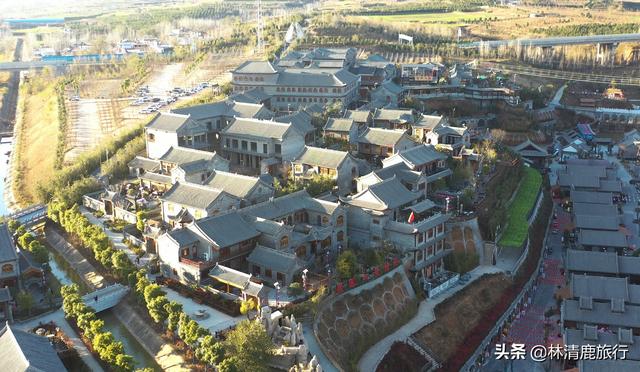 河南新建的古鎮，花30億打造卻免費開放，夜景像極了鳳凰古城