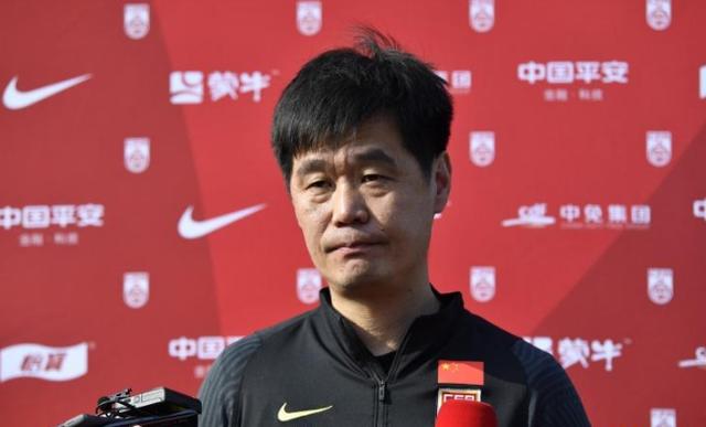 国足半场0-1！21-2最大差距让人绝望，0射门再次出现，真的顶不住
