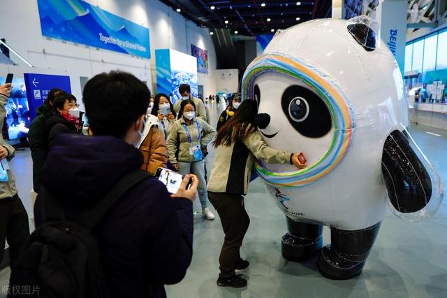北京冬奥会赚了近万亿？国际奥委会权威评估，巴赫为中国感到骄傲