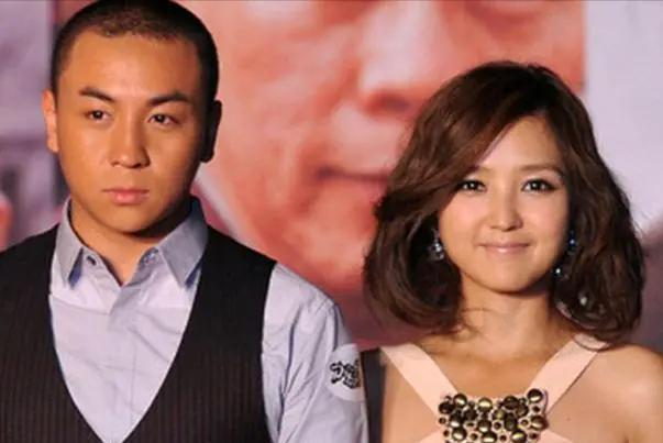 喊话《浪姐》求工作被无视，哭诉养不起4个娃，何洁值得同情吗？