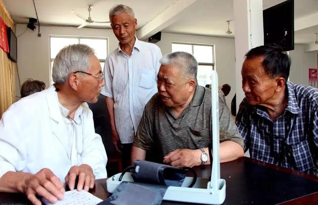 2个中成药，平肝潜阳、降压降脂、清心安神，血脉同治、标本兼顾