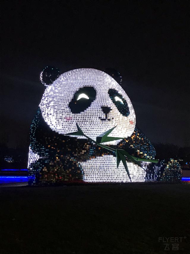 驚喜滿滿！王牌A359墨鏡俠執飛首航，川航還給乘客准備了大禮包
