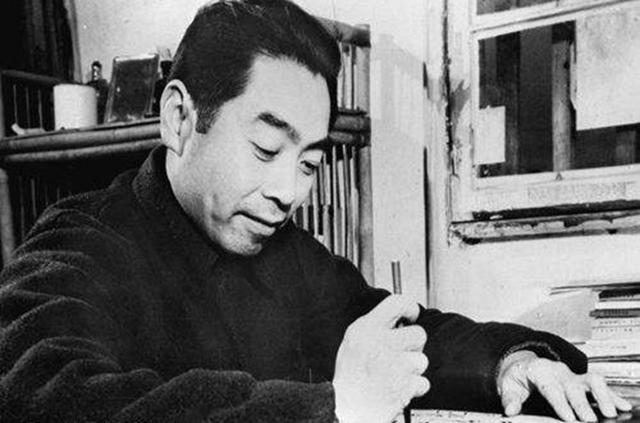 1949年，蒋经国大骂张治中：他真是太天真，以后必将死无葬身之地