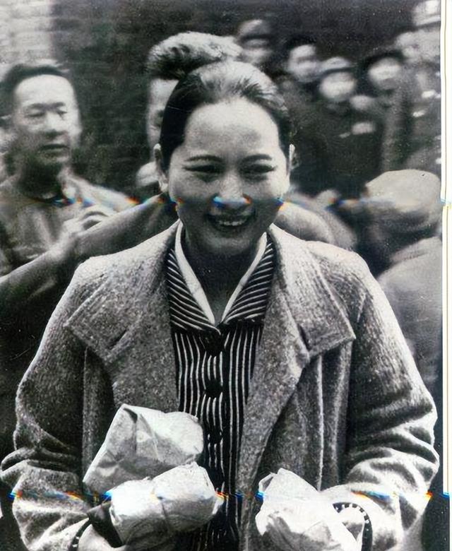 1981年宋庆龄临终前，向好友叮嘱后事：我死后将长眠于李燕娥旁边