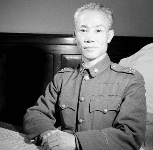 1977年胡琏猝死，死前画过老家地图，儿子披露：他晚年不敢提粟裕