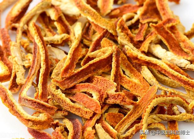 体内有病，腿部先知？医生提醒：腿上出现3种异常，警惕疾病来袭