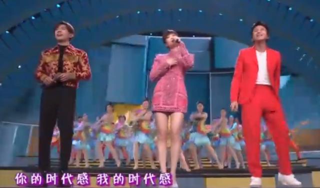 陈宝国戴口罩挖鼻孔，沈腾毛衣穿成买家秀，春晚亮点你看谁？