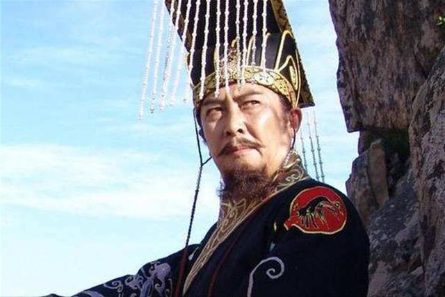 秦始皇去世后，他的子孙后代都去哪了，为何现在很少人姓“嬴”？