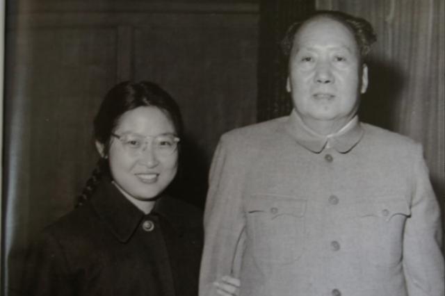 76年毛主席逝世后，中央得知李敏未能守灵，特意为其设置主席灵堂