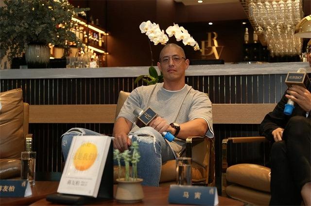 2017年，蒋家四代孙蒋友柏回乡承包工程，不满施工当场暴怒