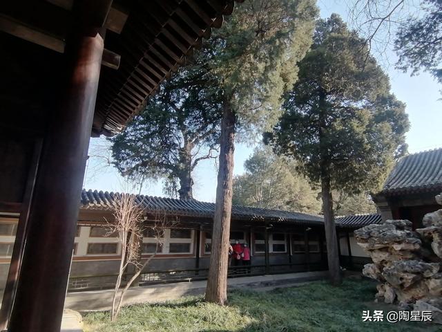 公交徒步遊北京：北海公園北岸的景點