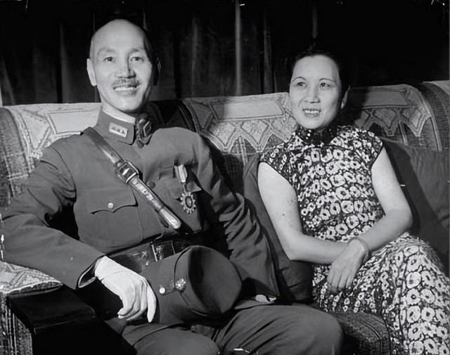 75年蒋介石去世后，宋美龄晚年在美国靠什么生活？说出来你别不信