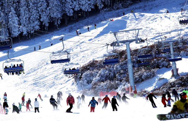 探訪絲綢之路國際度假區，是冬季滑雪度假的理想選擇，景色超美