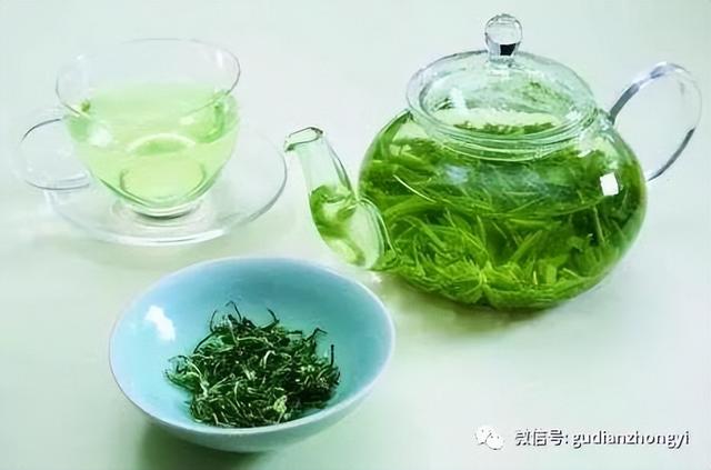 经常感觉嘴里苦？可不止是上火那么简单