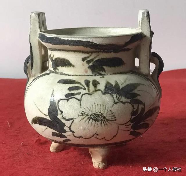瓷上有诗画，笔墨有润散的宋元磁州窑