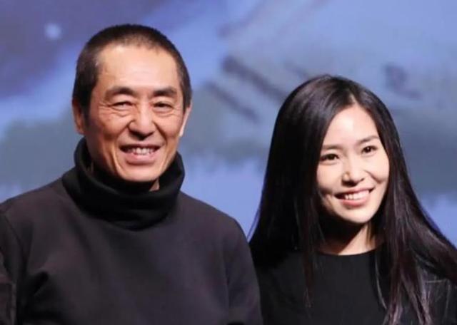 张艺谋72岁生日，陈婷晒出18岁儿子录取通知书，她真比巩俐强？